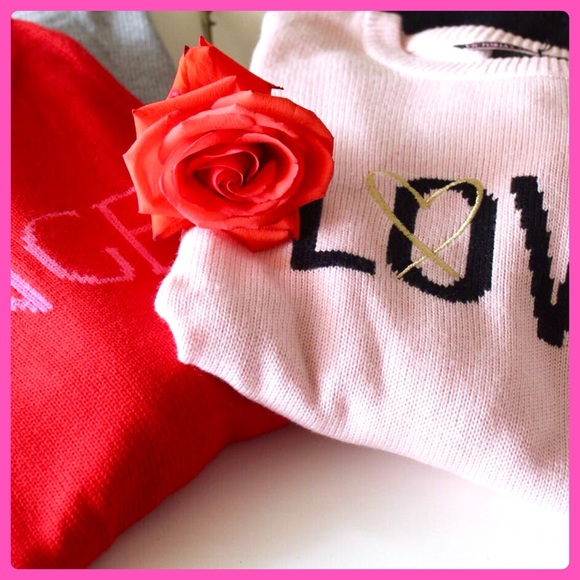 🌸SALE🌸 New Victoria’s Secret Black Sweater - Picture 4 of 4